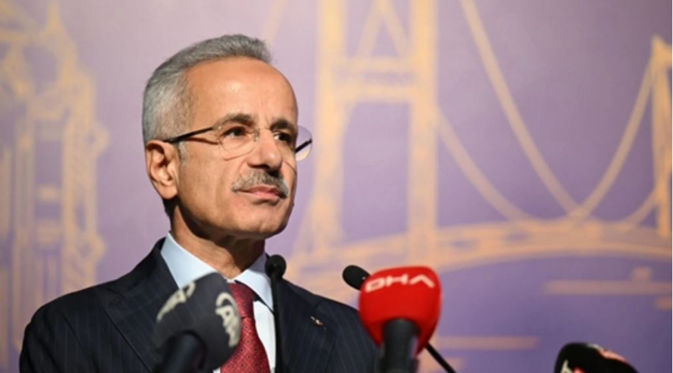turkiyeli-nazir-orta-dehlizin-inkishafi-ile-bagli-turkiye-azerbaycan-ve-qazaxistan-arasinda-raziliq-elde-olunub