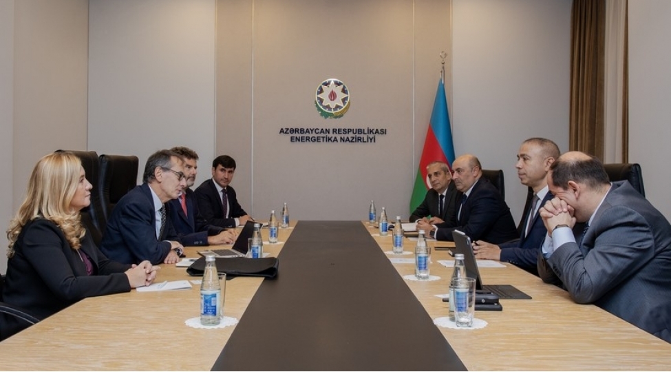 ebrd-azerbaycanda-yashil-enerjinin-shebekeye-inteqrasiyasina-kredit-vere-biler