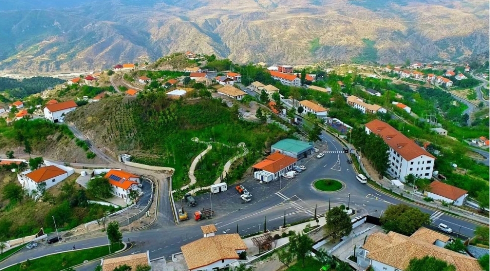 yenileshen-muasirleshen-yol-infrastrukturu