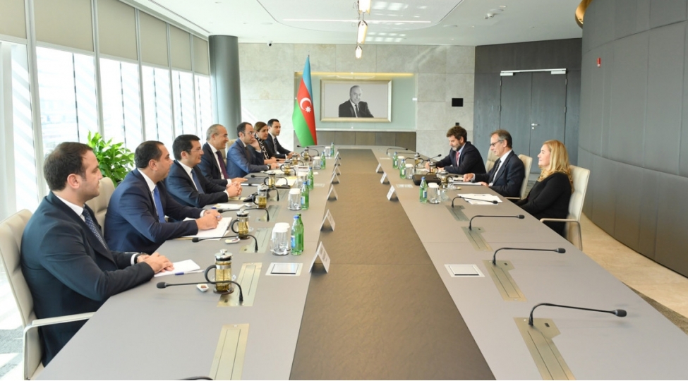 azerbaycanin-ayib-ile-elaqelerinin-inkishafi-muzakire-olunub