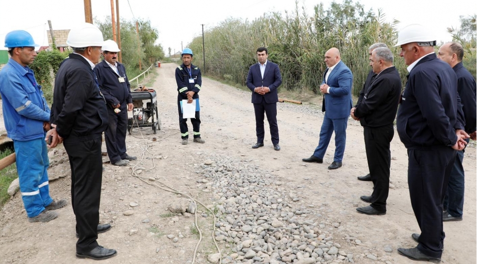 azeriqaz-resmileri-rayonlarda-qaz-chekilishi-geden-kendlerde-olublar-foto