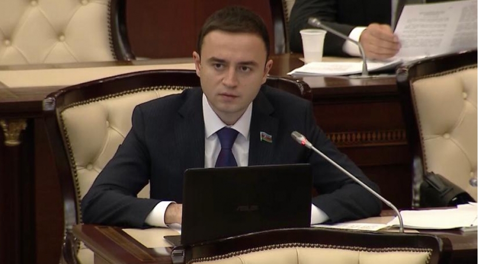 menevi-irsi-sadiqlik-geleceye-aydin-siyasi-baxish-uchrengli-bayragimiz-en-yuksek-zirvelerde-dalgalanir