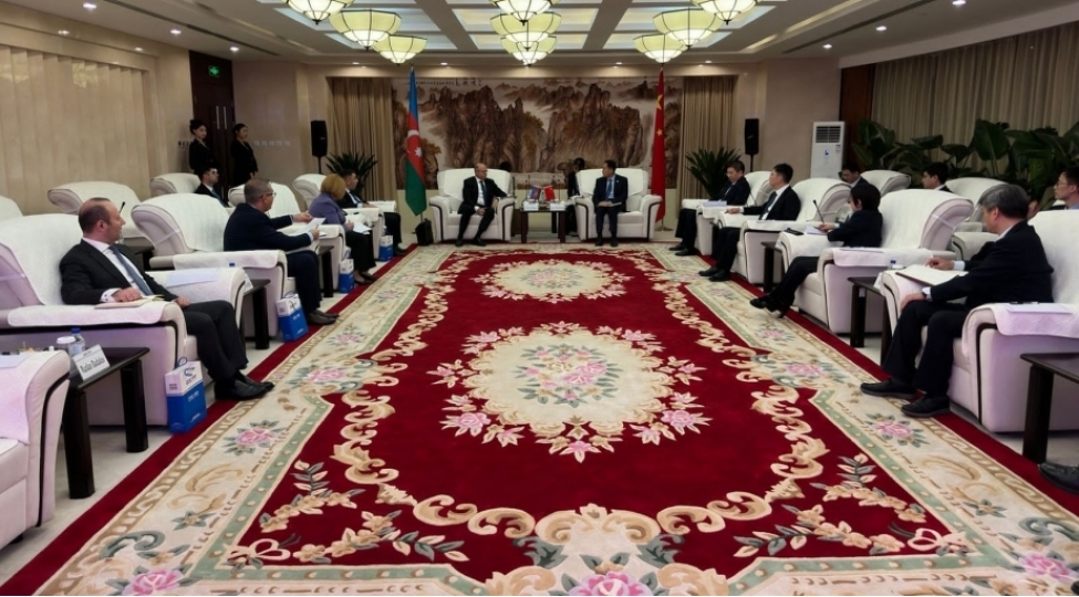 azerbaycanin-china-energy-shirketi-ile-emekdashligi-muzakire-edilib