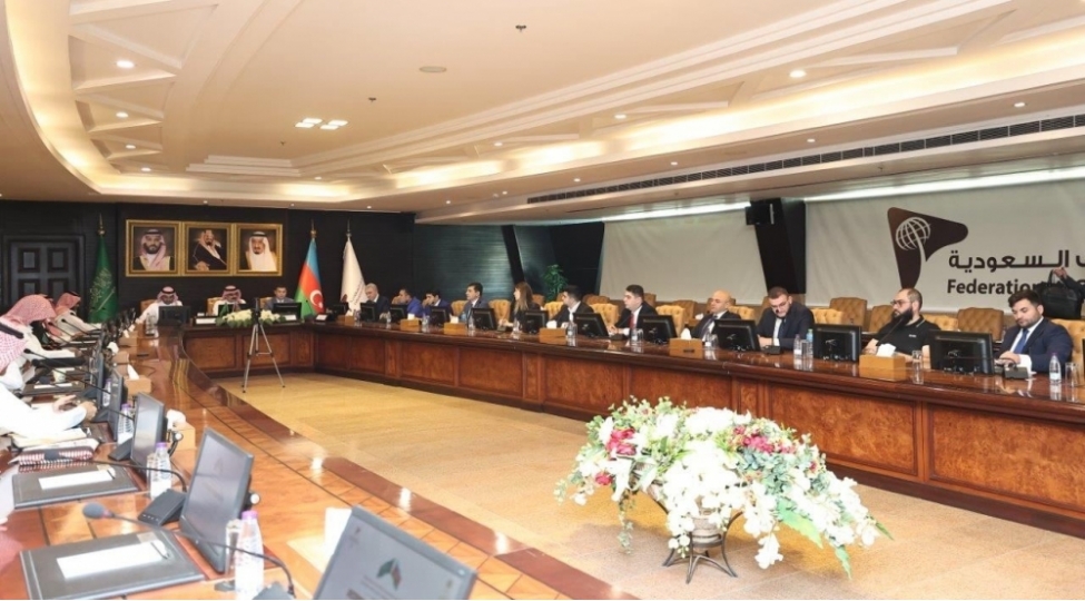 kobia-nin-desteyi-ile-er-riyadda-azerbaycan-seudiyye-erebistani-birge-ishguzar-shurasinin-3-cu-iclasi-kechirilib