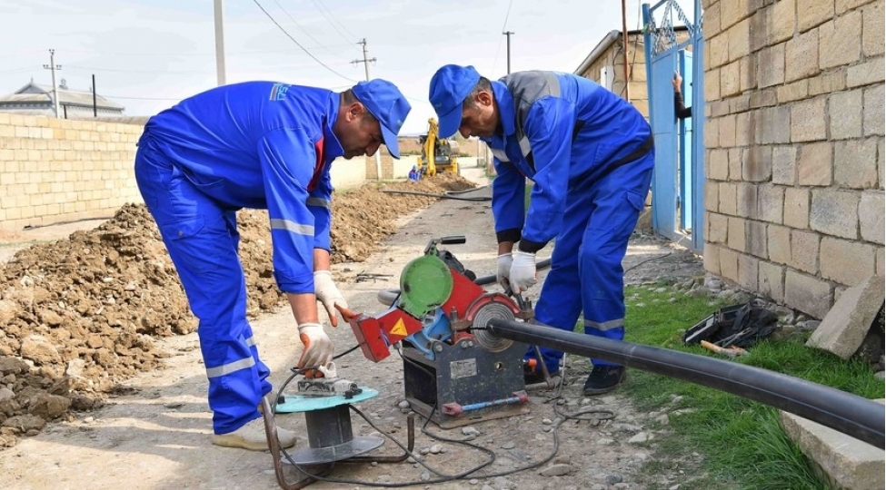 haciqabul-rayonunun-7-kendinde-merkezleshdirilmish-ichmeli-su-shebekesi-yaradilir-fotovideo