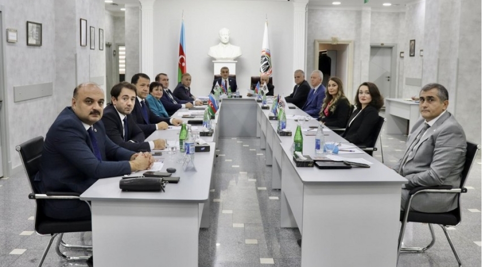 vekiller-kollegiyasinin-rehberliyi-yeni-hakim-teyin-edilen-vekillerle-gorushub