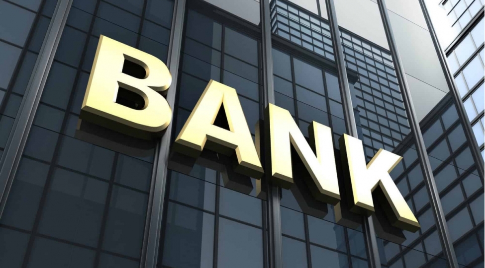 azerbaycanda-banklarin-aktivleri-4-artib
