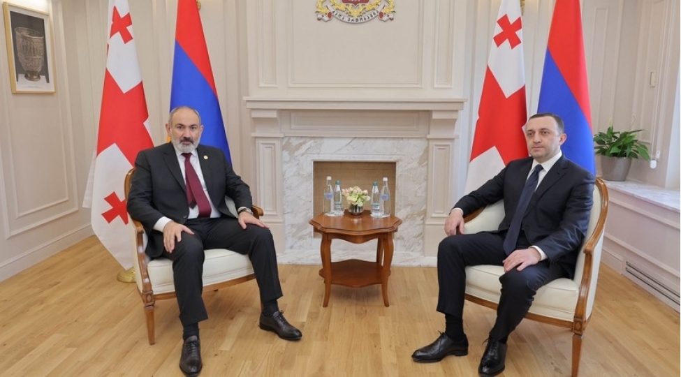 gurcustan-ve-ermenistanin-bash-nazirleri-regiondaki-durumu-muzakire-edibler