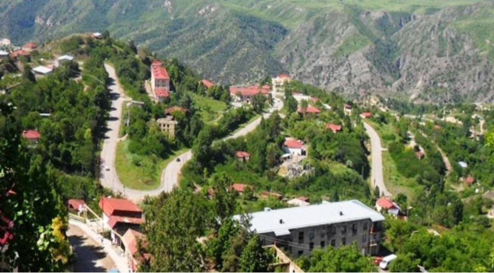 gelen-il-azad-olunmush-eraziler-uchun-ayrilan-vesaitin-hansi-istiqametlerde-xercleneceyi-melum-olub