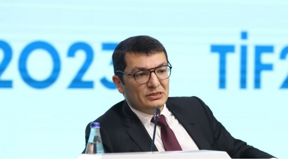 azerbaycanda-innovativ-aletler-sinxronlashdirilmalidir-elnur-eliyev