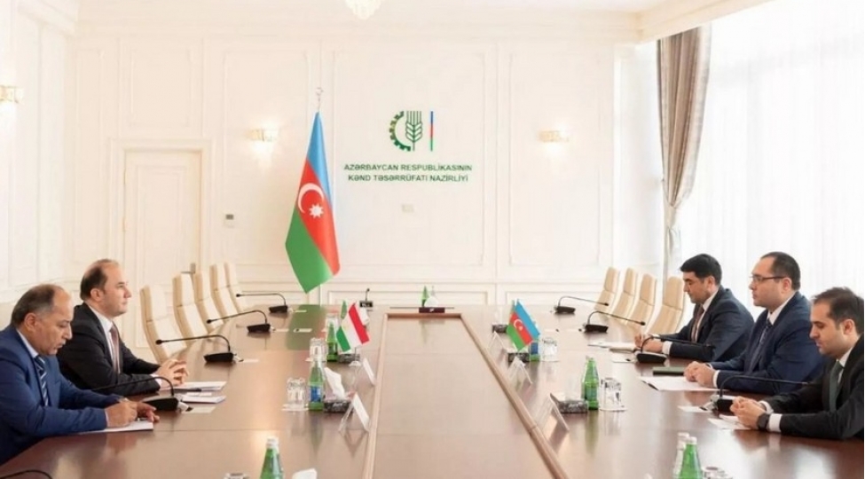 azerbaycan-tacikistanla-aqrar-sahede-emekdashligi-inkishaf-etdirmek-isteyir