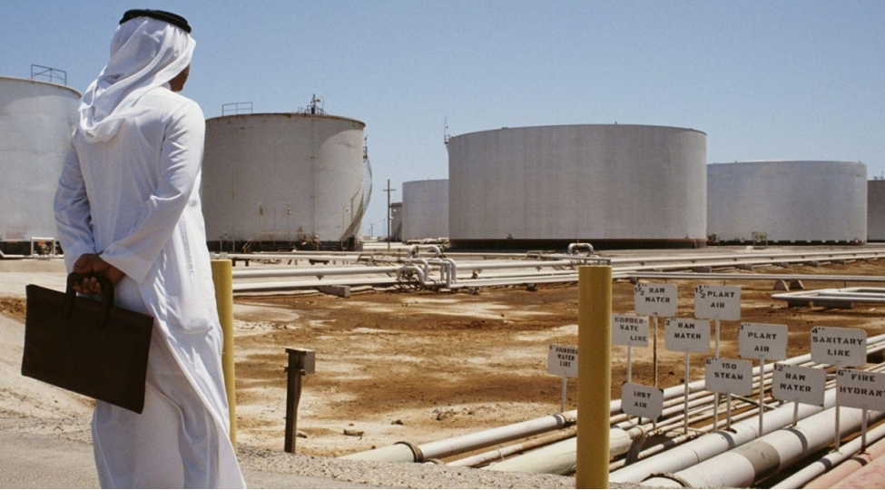 saudi-aramconun-xalis-menfeeti-bu-il-27-den-chox-azalib