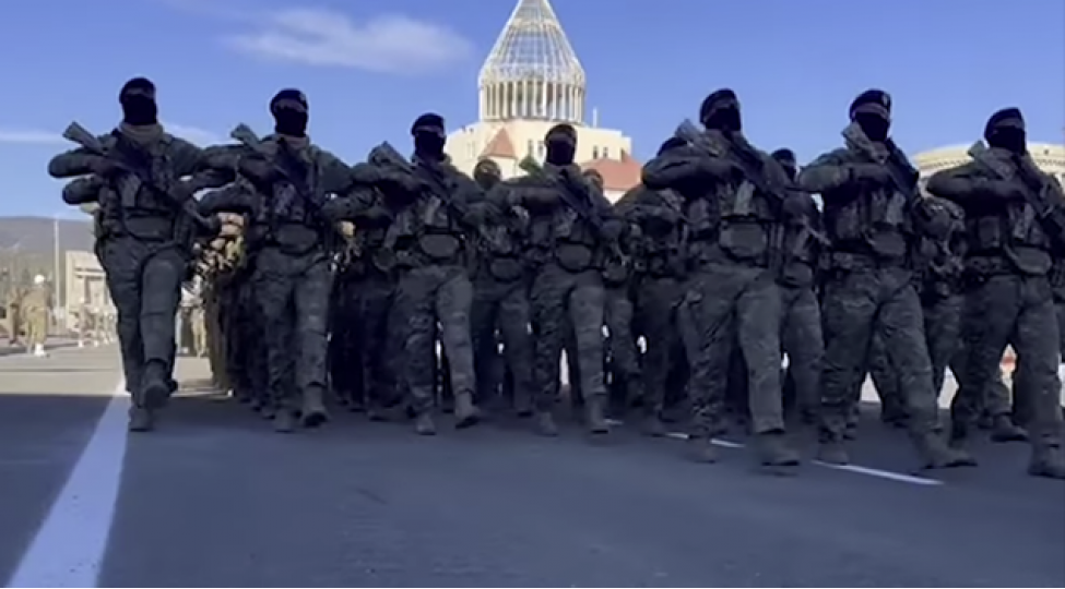 bir-iki-xankendide-ayaq-seslerimiz-video