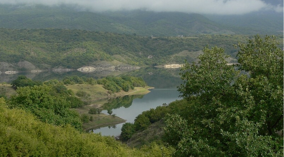 bash-nazir-serseng-ve-suqovushan-su-anbarlari-ile-bagli-qerar-imzalayib