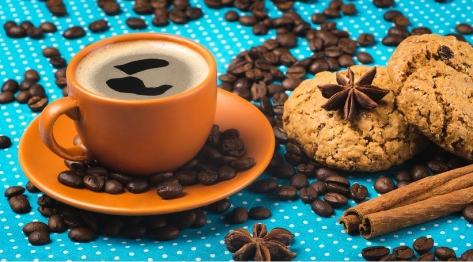 alimler-her-gun-choxlu-fincan-qehve-ichmek-beyin-fealiyyetini-yaxshilashdirir