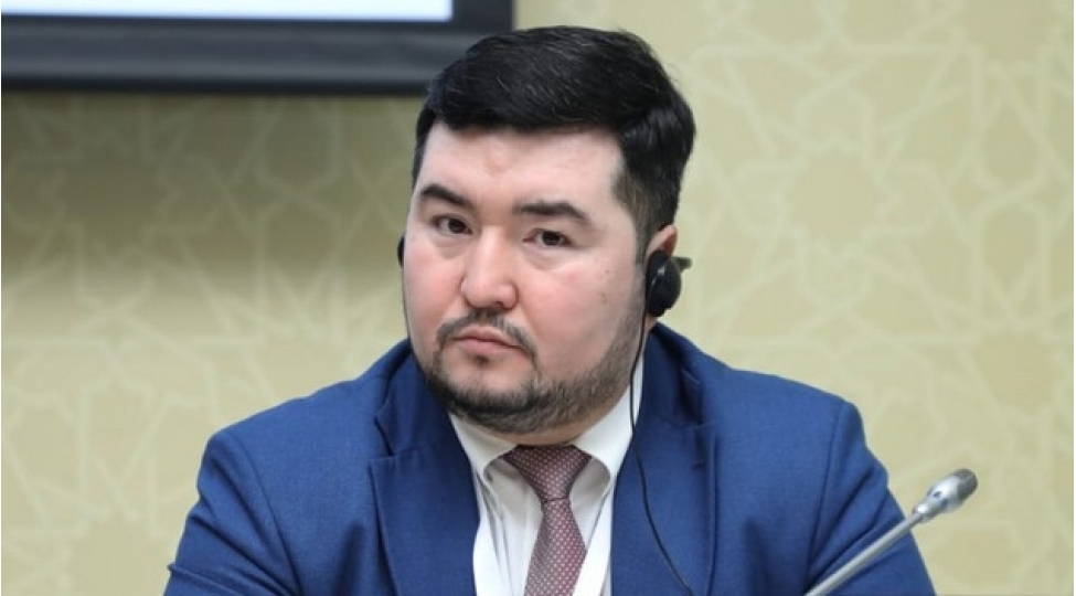 assosiasiyanin-bash-katibi-orta-dehlizin-ustunluklerini-achiqlayib