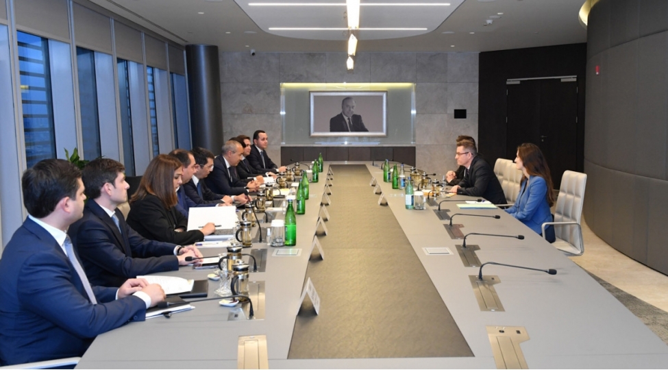 ieit-in-numayendeleri-ile-vergiye-dair-konvensiya-imzalanib
