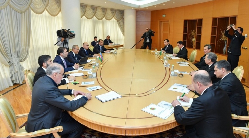 azerbaycan-turkmenistan-emekdashliginin-shaxelendirilmesi-uchun-elverishli-imkanlar-var-nazir