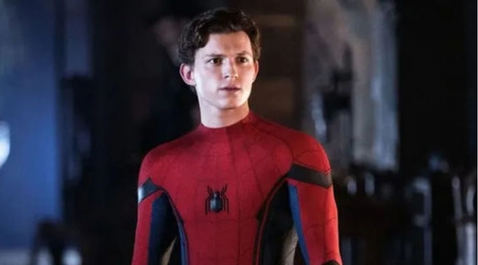 tom-holland-horumchek-adam-roluna-qayitmasi-uchun-shertleri-achiqlayib