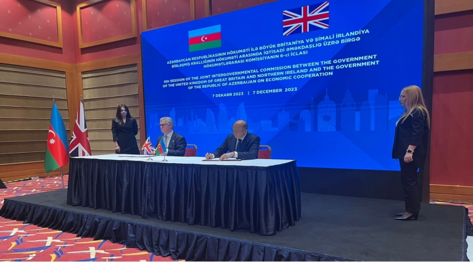 britaniya-sudchulukle-bagli-tecrubesini-azerbaycanla-paylashacaq