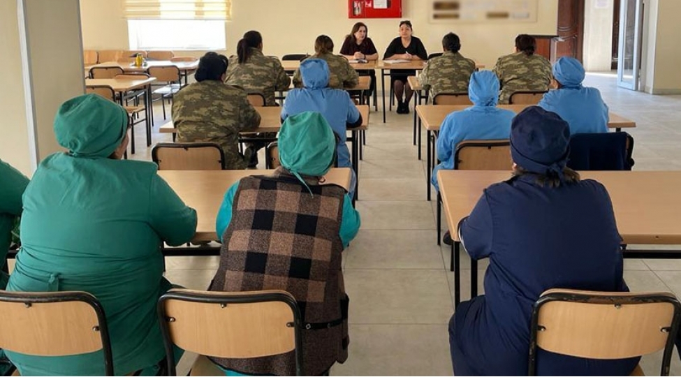 azerbaycan-ordusunda-herbi-qulluqchular-ve-mulki-ishchiler-uchun-seminarlar-kechirilib