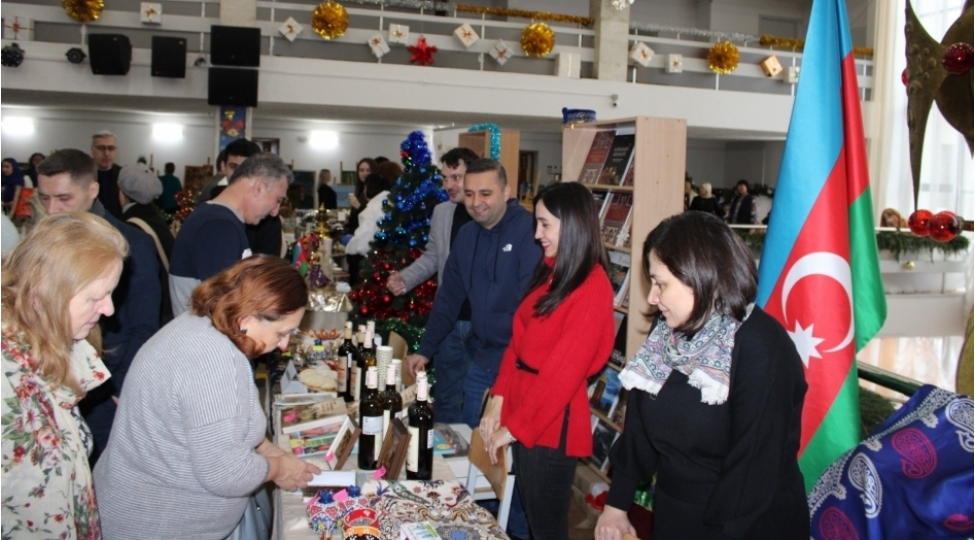 belarusda-azerbaycanin-zengin-medeniyyeti-teqdim-olunub