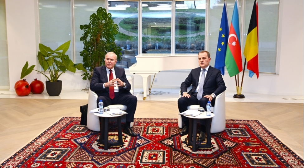 ceyhun-bayramov-brusselde-media-ve-aparici-beyin-merkezlerinin-numayendeleri-ile-gorushub