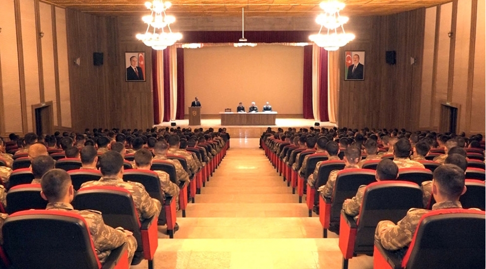 euo-nun-telim-tedris-merkezinde-tedbir-kechirilib