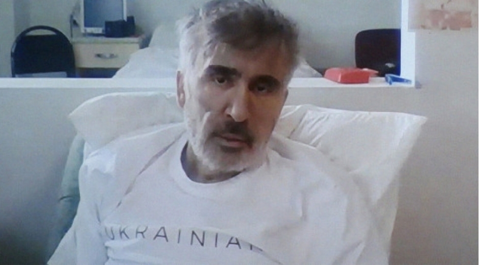 mehkemeden-saakashvili-ile-bagli-qerar
