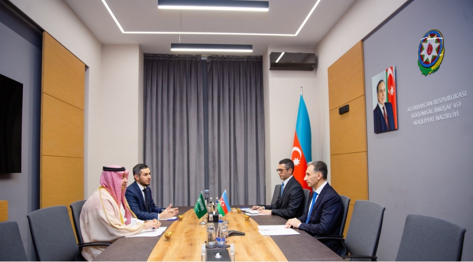 reshad-nebiyev-seudiyye-erebistani-sefiri-ile-muxtelif-istiqametlerde-emekdashligi-muzakire-edib
