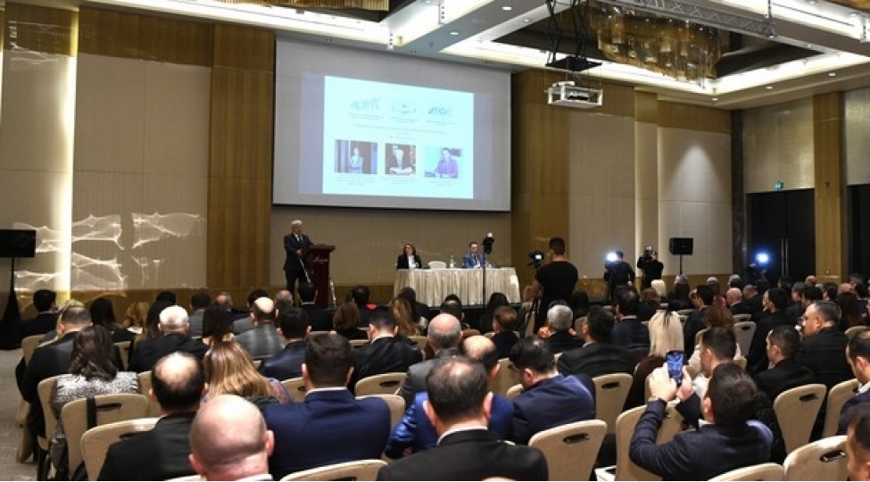 azerbaycan-auditorlari-maliyyechileri-ve-qiymetlendiricileri-prezidente-destek-beyanati-qebul-edibler