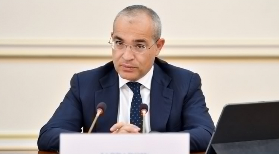 mikayil-cabbarov-energetikler-gunu-ile-bagli-paylashim-edib