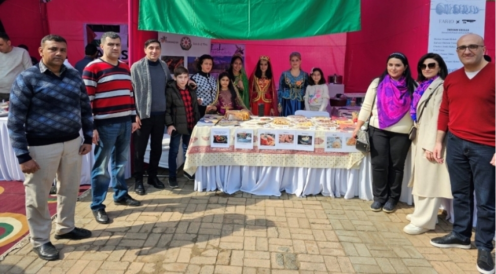 azerbaycan-hindistanda-diplomatik-xeyriyye-yarmarkasinda-temsil-olunub