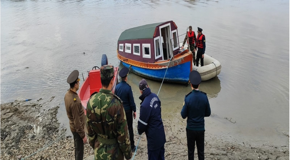 qaydalari-pozmush-gemi-istifadechisi-cerimelenib-video