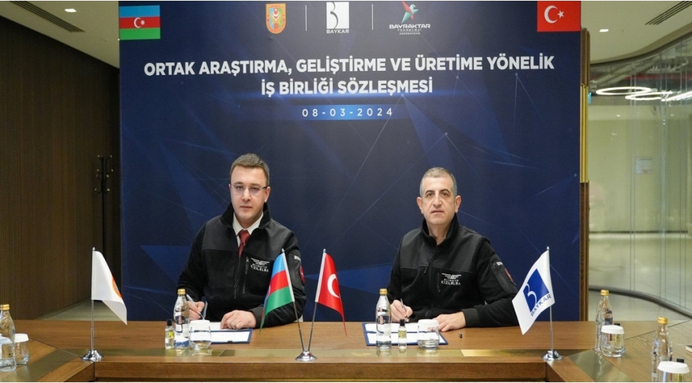 mudafie-nazirliyi-ile-turkiyenin-baykar-shirketi-arasinda-muqavile-imzalanib-foto