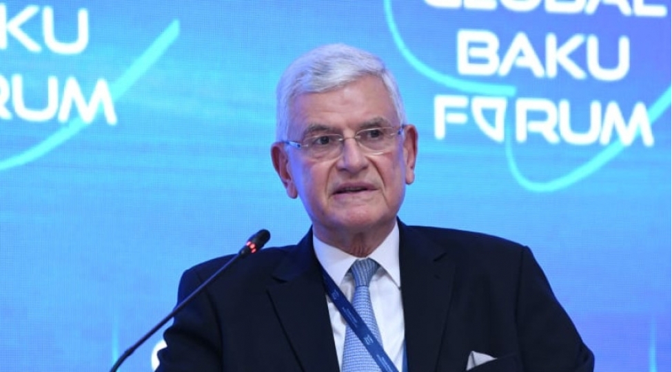 volkan-bozkir-ermenistanla-dialoqumuz-azerbaycanin-melumatliligi-cherchivesinde-bash-tutur