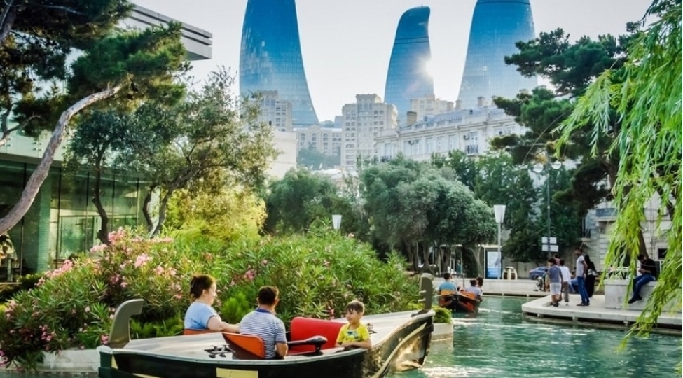 azerbaycana-turist-axini-47-artib