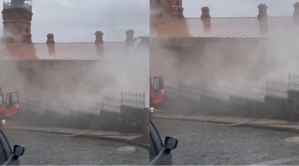 tbiliside-yerleshen-cume-mescidinde-yangin-olub-video