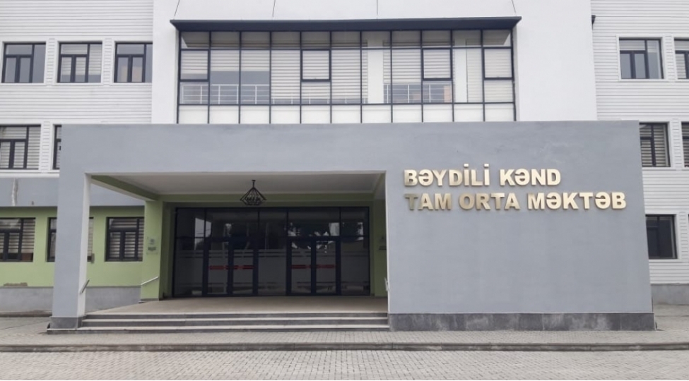 bilesuvarda-bolgenin-en-boyuk-mekteb-binasinin-tikintisi-yekunlashib