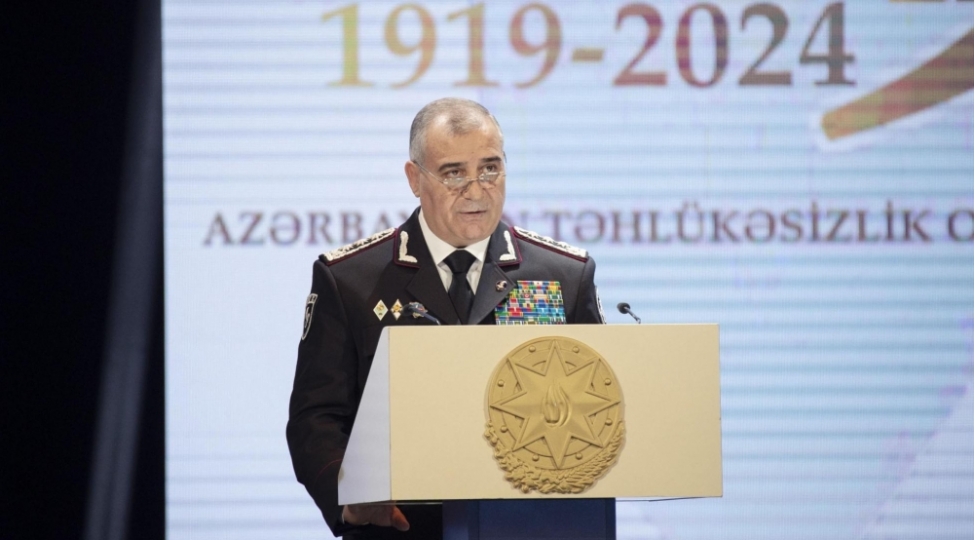 azerbaycan-tehlukesizlik-orqanlarinin-105-illiyi-ile-bagli-tenteneli-tedbir-teshkil-olunub-fotolar