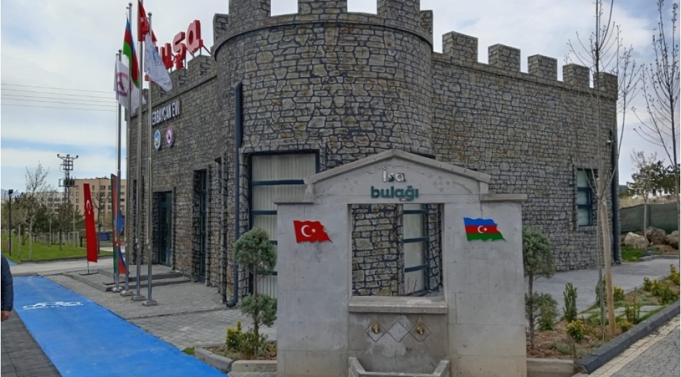 kayseride-shusha-azerbaycan-evi-achilib-ve-naxchivan-muxtar-respublikasinin-100-illiyi-qeyd-edilib