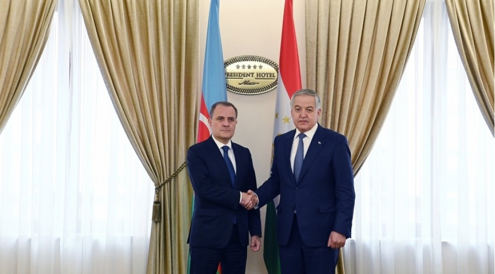 azerbaycan-ve-tacikistan-xin-bashchilari-gorushub-foto