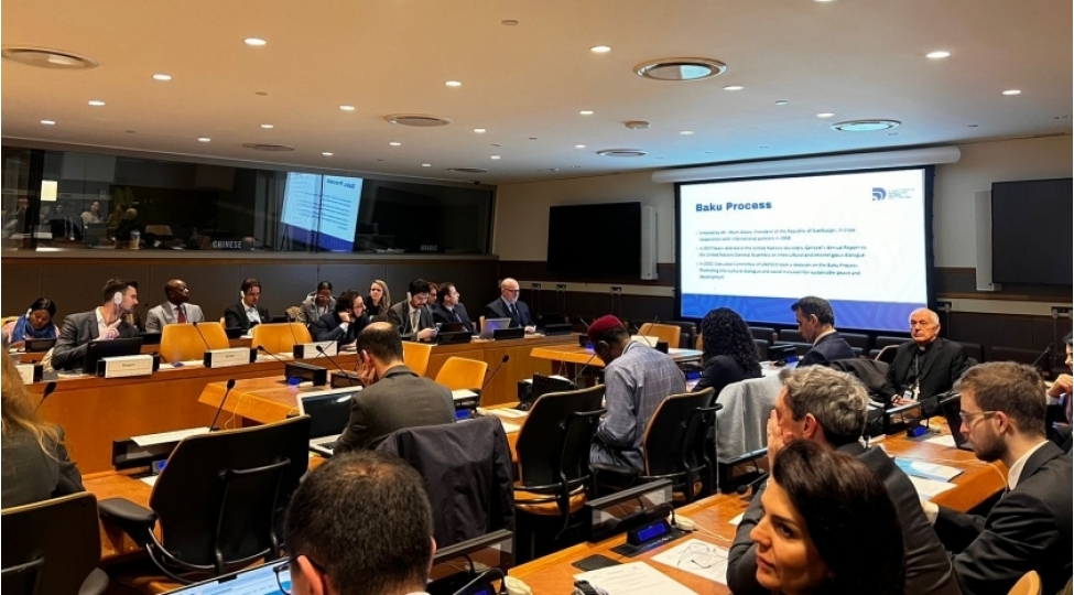 bmt-de-azerbaycanin-teshebbusu-ile-vi-umumdunya-medeniyyetlerarasi-dialoq-forumu-uzre-birge-brifinq-kechirilib