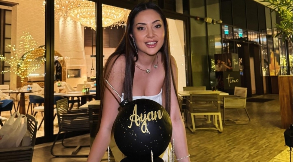 ayan-ad-gununu-dubayda-qeyd-etdi-foto