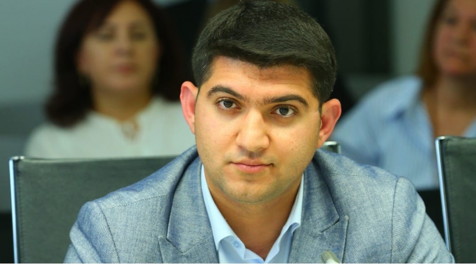 edliyye-nazirliyi-gencler-merkezi-ictimai-birliyinin-yeni-sedrini-tesdiq-edib-foto