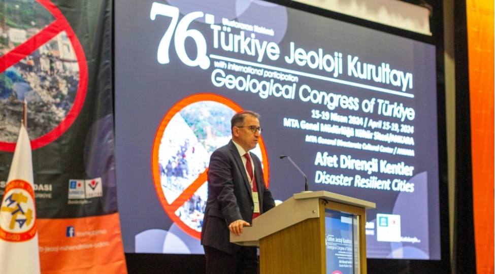 ankarada-76-ci-turkiye-geoloji-konqresi-felakete-dozumlu-sheherlerden-enerji-musteqilliyine-dogru