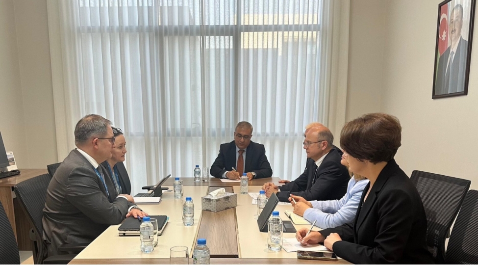 azerbaycan-ve-ebrd-cop29-erefesinde-kechirilecek-ilk-berpa-olunan-enerji-herracini-deyerlendirib-yenilenib