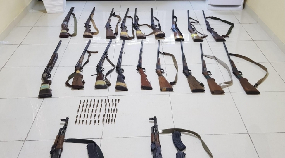 goychayda-vetendashlardan-avtomat-ve-tufengler-goturulub
