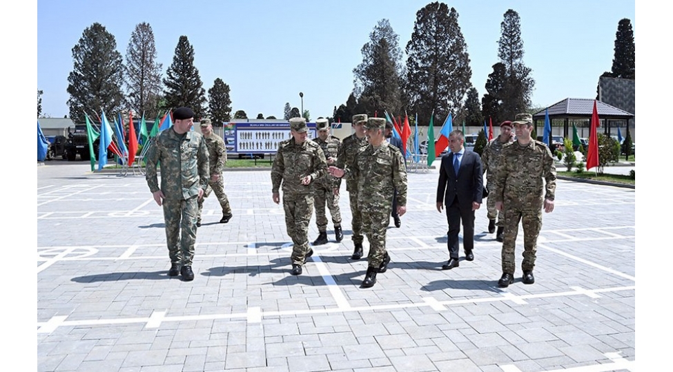 zakir-hesenov-azad-edilmish-erazilerde-komendant-xidmetinin-keyfiyyetli-teshkiline-dair-gosterishler-verib