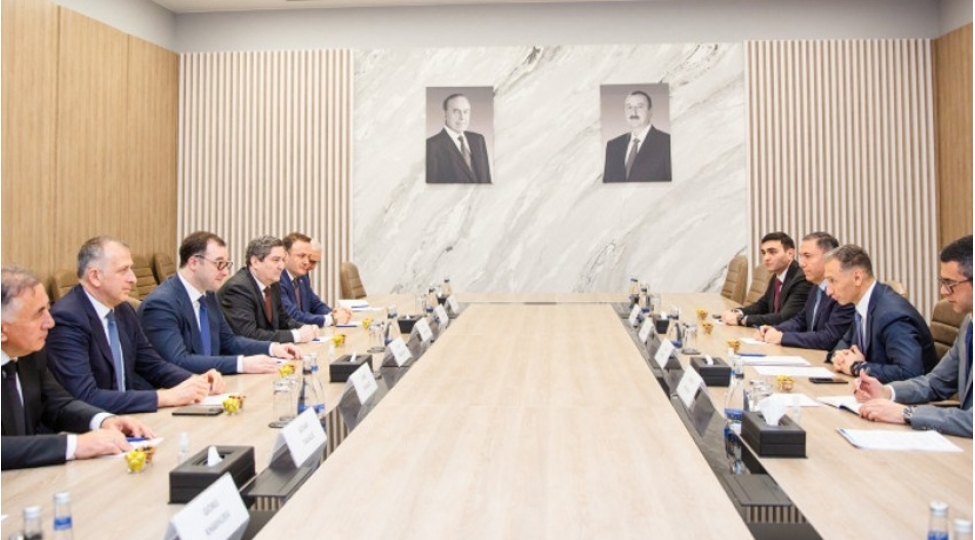 azerbaycan-ve-gurcustan-neqliyyat-ve-ikt-sahesinde-emekdashligi-muzakire-edib